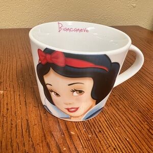 Disney Snow White mug new with tag